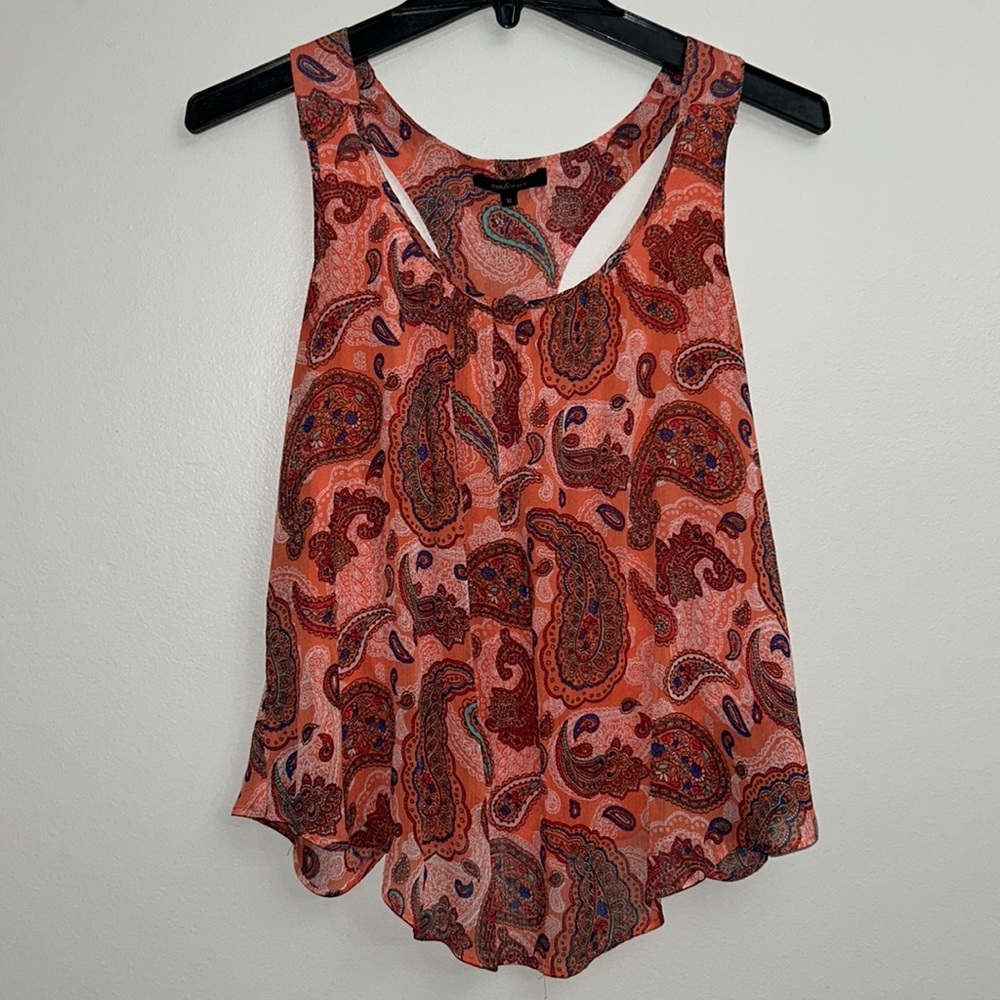 Ambiance size Medium orange paisley sleeveless lined razor back blouse